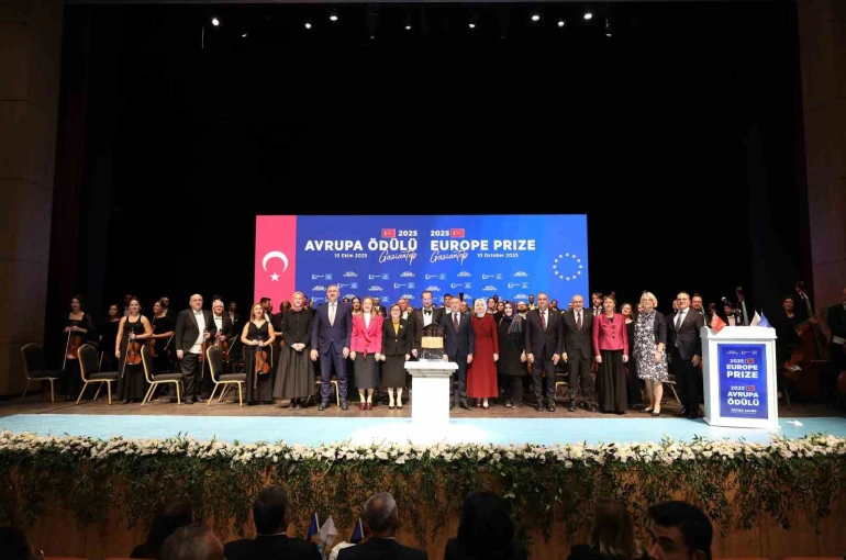 Avrupa Ödülü sanatla kutlandı 