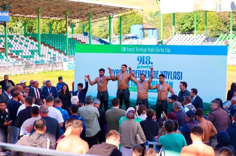 Aybastı Perşembe Yaylası Güreşleri’nde başpehlivan Erkan Taş oldu 