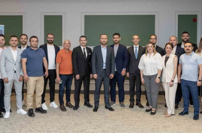 Aydem Perakende iş ortaklarıyla gelecek vizyonunu paylaştı 