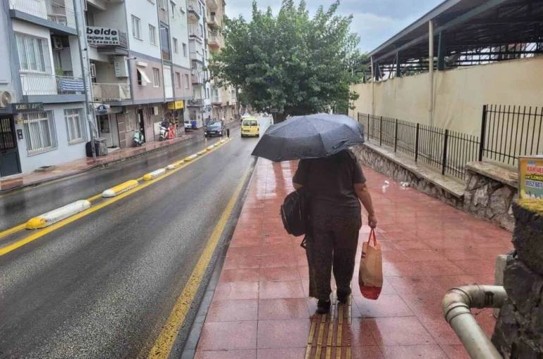 Aydın 4 ay sonra yağmur yüzü gördü