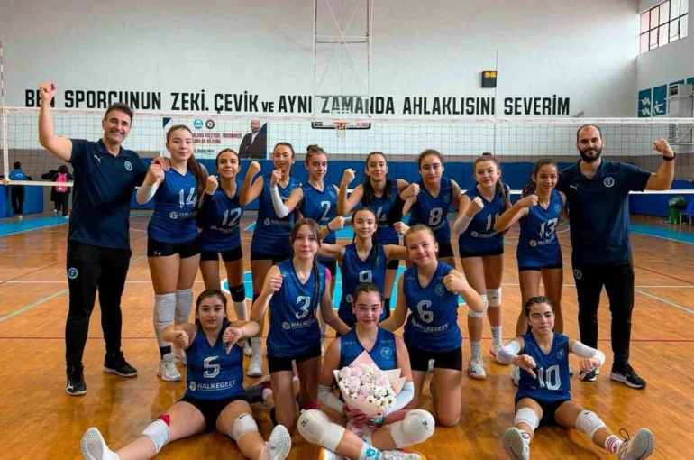 Aydın Büyükşehir Belediyespor Midi Takımı namağlup şampiyon oldu