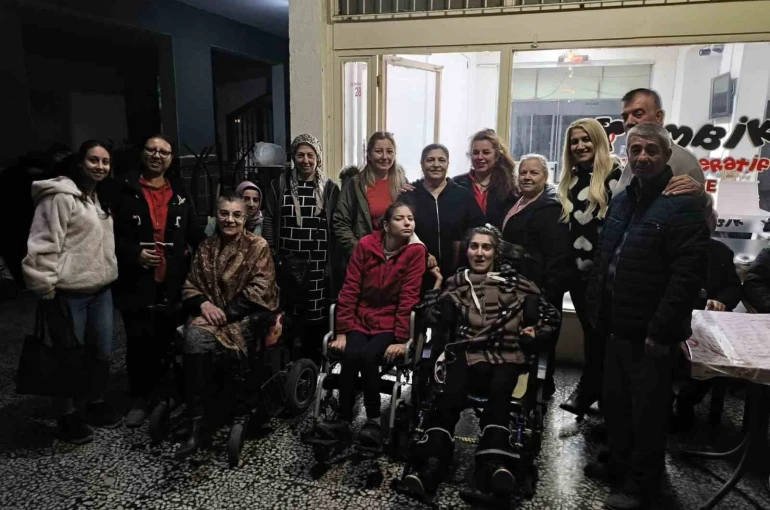 Aydın Engelliler Spor Kulübü üyeleri ve aileleri iftarda buluştu 