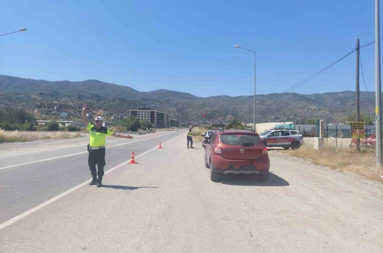 Aydın’da ÇEMBER-135 operasyonu: Aranan 38 şahıs yakalandı 