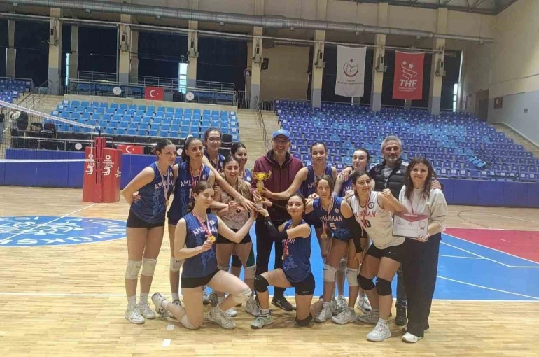 Aydın’da Genç A Kızlar Voleybol İl Birinciliği müsabakaları sona erdi 