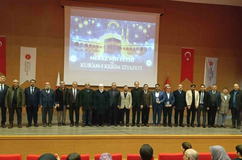 Aydın’da ’Mekke’nin Fethi ve Kur’an Ziyafeti’ programı düzenlendi 