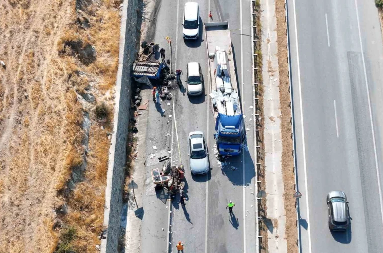 Aydın’da traktör tırla çarpıştı: 1 ölü, 2 yaralı