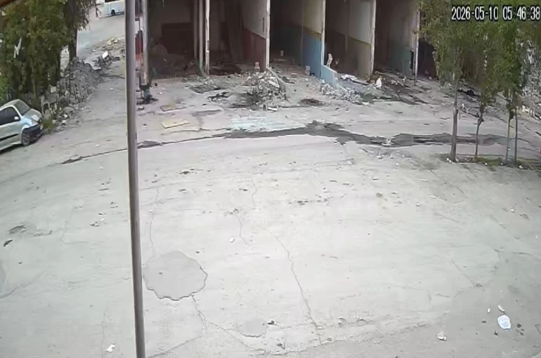 Aydınlatma direğinden düşen şahıs hayatını kaybetti 