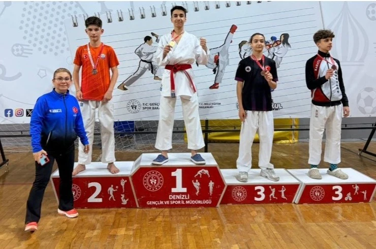 Aydınlı sporcular Denizli’den dereceyle döndü 