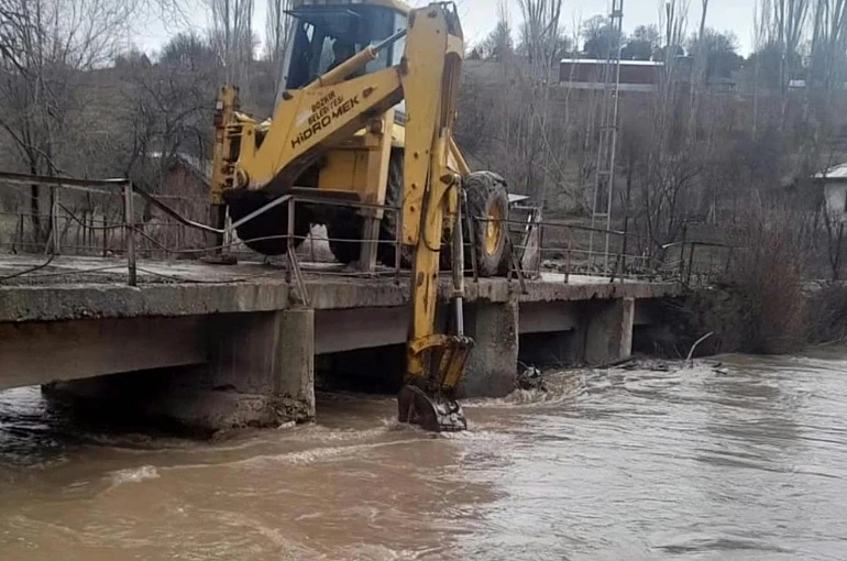 Aygır Şelalesi’nde taşkın riski önlemleri alınıyor