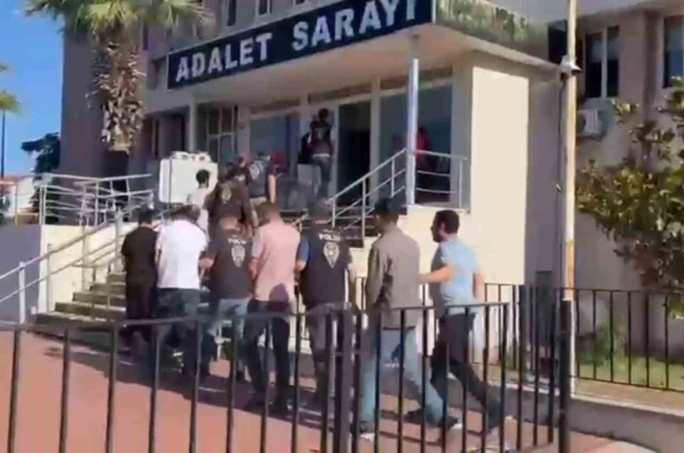 Ayvalık merkezli 11 ilde dev nitelikli dolandırıcılık operasyonu