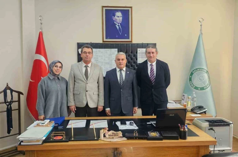 Ayvalık Meslek Yüksekokulu ile AYAL arasında iş birliği protokolü