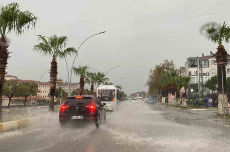 Ayvalık’ta metrekareye 42 kg yağmur düştü 