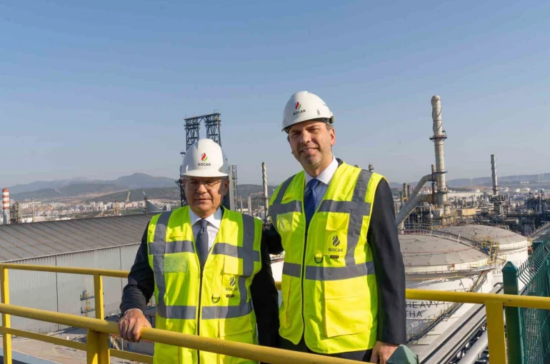 Azerbaycan Enerji Bakanı Şahbazov ve Bakan Bayraktar, SOCAR Türkiye’nin Aliağa’daki üretim sahasını ziyaret etti 