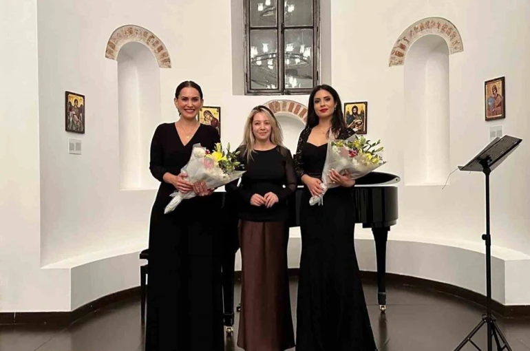Aziz Panteleimon Kilisesi’nde "Güz Resitali" 