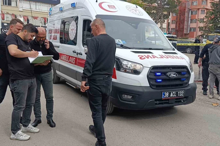 Baba-oğul inşaat işçilerine ateş açtı: 2 yaralı 