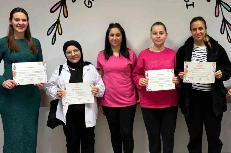 Babaeski’de şubat ayı gebe okulu eğitimleri tamamlandı 