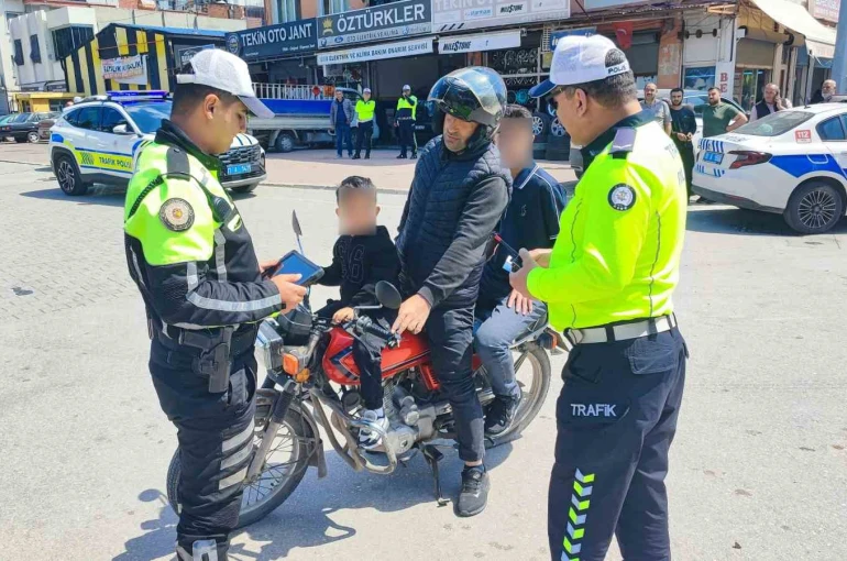 Babasına ceza, çocuğuna hediye 