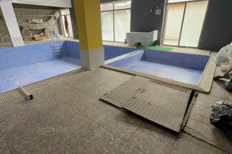 Babasını öldürdüğünü kabul etti