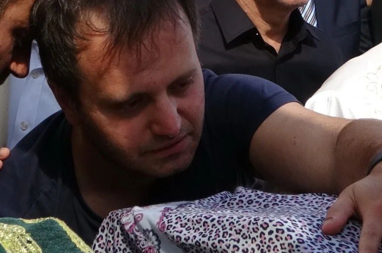 Bafra Cumhuriyet Başsavcılığı’ndan ’Kızılırmak’a uçan otomobil’e ilişkin açıklama: "Sürücü doktor tasarlayarak kasten öldürme suçundan tutuklandı" 