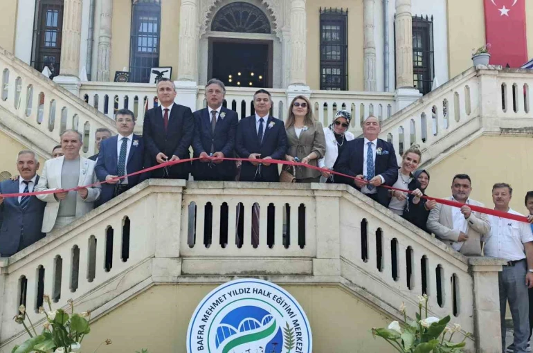Bafra’da yıl sonu sergisi