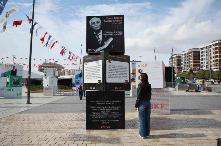 Bağcılar Kitap Fuarı’nda Yavuz Bülent Bakiler’in adı yaşatılıyor