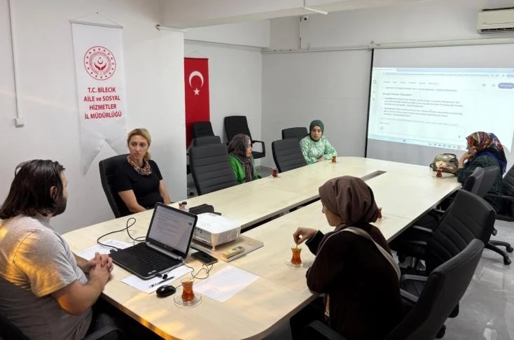 Bağımlılıkla mücadelede ailelere eğitim desteği 