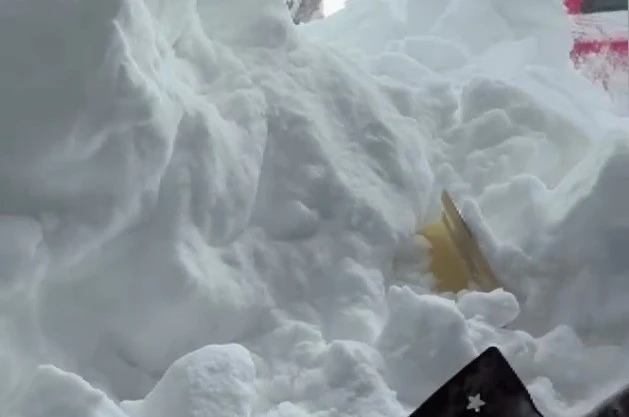 Bahar ayında kış manzarası: Karadağ’da nefes kesen çalışma 