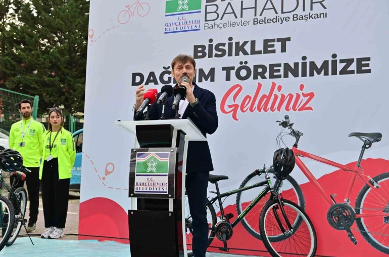 Bahçelievler’de 100 vatandaşa bisiklet dağıtım töreni 