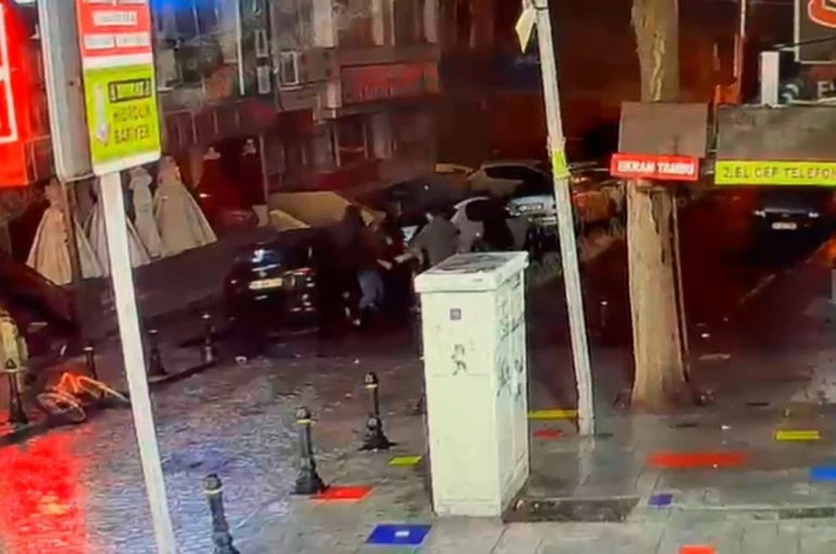 Bahçelievler’de doğum gününde çıkan kavgada 1 kişi hayatını kaybetti 