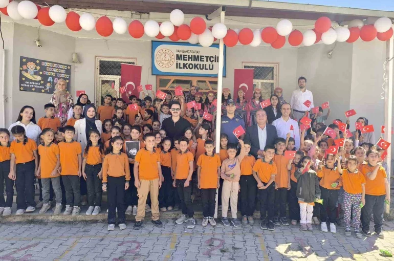 Bahçesaray’da ilköğretim haftası etkinliği düzenlendi 