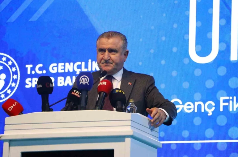 Bakan Bak: "Türkiye sonunda dünyada söz sahibi bir ülke olacak"