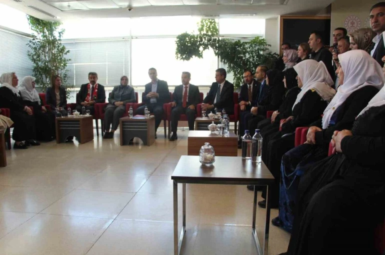 Bakan Bayraktar Şırnak’ta 