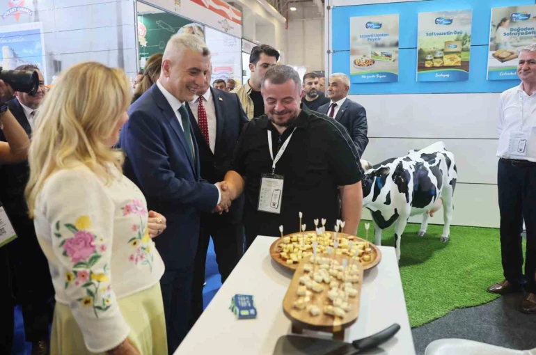 Bakan Bolat: "KKTC üretiminin ve ekonomisinin güçlenmesi için KKTC’nin yanında olacağız" 