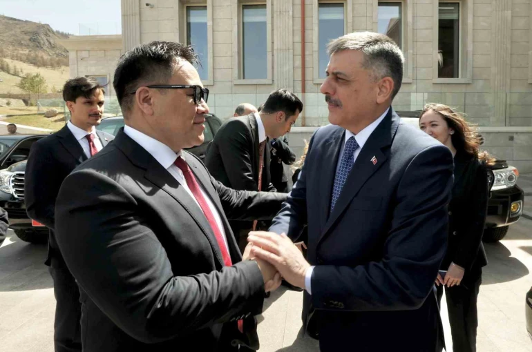 Bakan Çiftçi, Moğolistan Başbakan Yardımcısı Nomtoibayar ile görüşme gerçekleştirdi 
