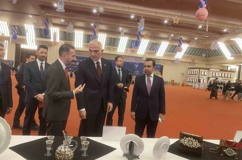 Bakan Ersoy: "Bu sene çok daha organize, fazla katılımın olduğu bir etkinlikler silsilesi oluyor" 