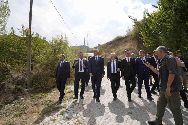 Bakan Ersoy: "Satala Antik Kenti’nin kültür ve turizm hayatına en güçlü şekilde katılmasını sağlayacağız"