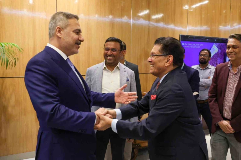 Bakan Fidan, Bangladeş’te mevkidaşı Rahman ile bir araya geldi 