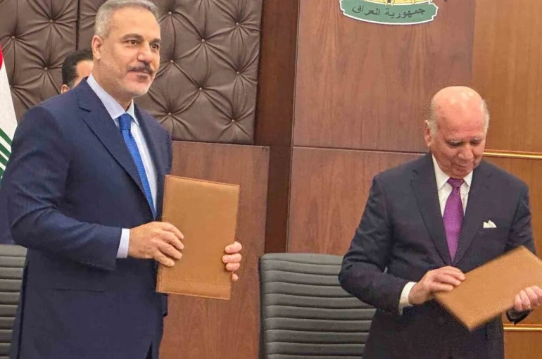 Bakan Fidan, Irak Başbakanı es-Sudani ile görüştü 