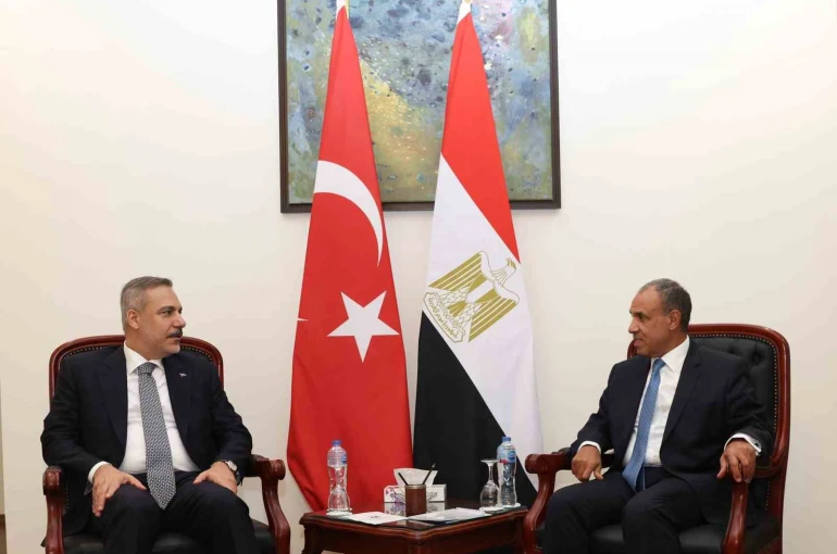 Bakan Fidan, Mısır Dışişleri Bakanı Abdelatty ile bir araya geldi