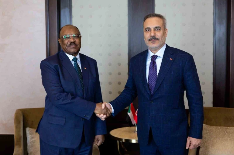 Bakan Fidan, Sudanlı mevkidaşı Salem ile görüştü