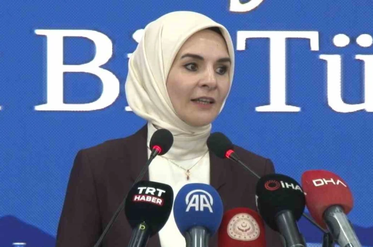 Bakan Göktaş: "Aile ve Nüfus On Yılı Vizyon Belgesi ile Türkiye’nin geleceğini kuşatan stratejik politikalarımızı ortaya koyduk" 