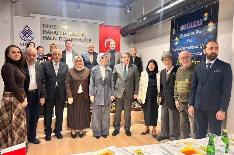 Bakan Göktaş: "Güçlü bir gelecek, hedefi olan, çalışan ve değerlerinden kopmayan gençlerle mümkündür" 