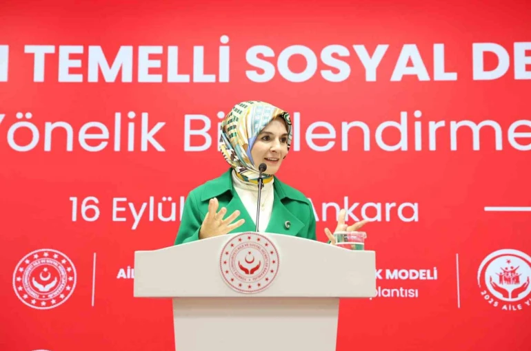 Bakan Göktaş muhtarlarla bir araya geldi 