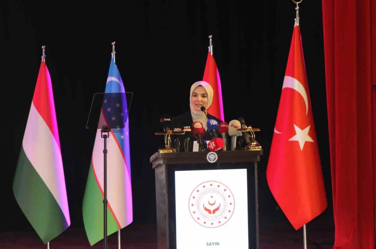 Bakan Göktaş: "Türkiye’nin geleceği güçlü aile yapısından geçiyor" 