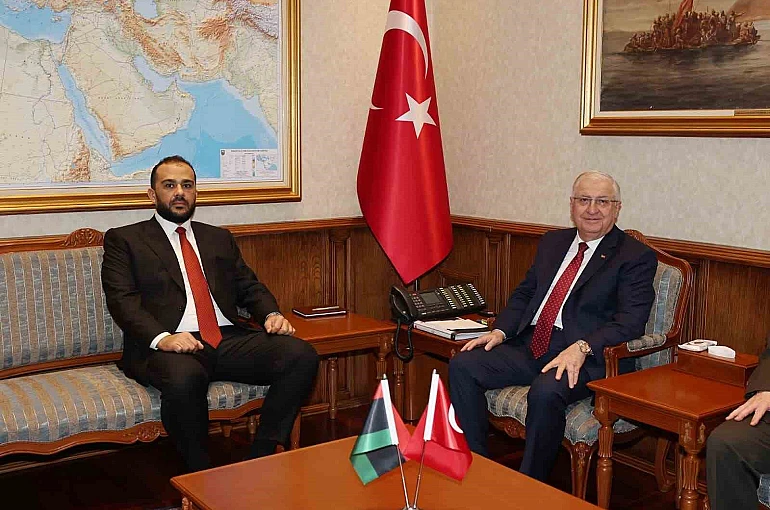 Bakan Güler, Libya Savunma Bakan Vekili Zubi’yi kabul etti 
