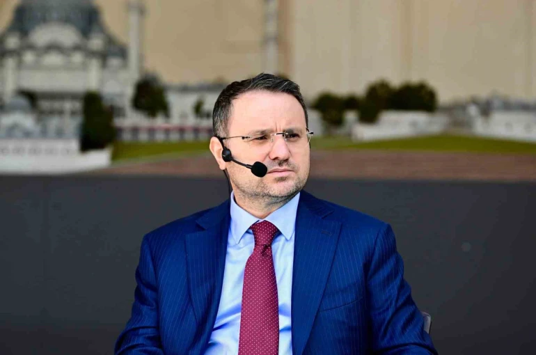 Bakan Gürlek Edirne’de gençlerle buluştu: "Adaleti hızlandırmak en büyük hedefimiz" 