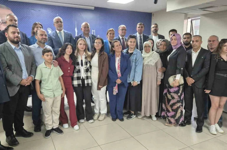 Bakan Işıkhan: "Gölge etmeyin SGK’ya olan borçlarınızı ödeyin" 