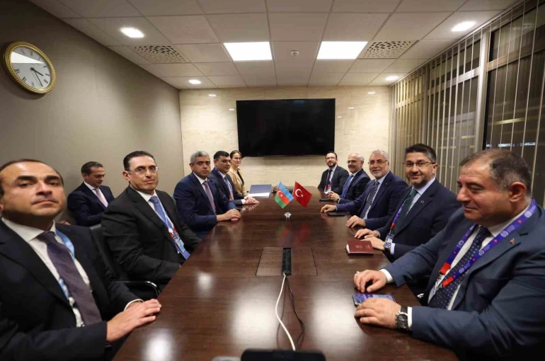 Bakan Işıkhan, ILO 114. Uluslararası Çalışma Konferansı kapsamında ikili görüşmeler gerçekleştirdi 