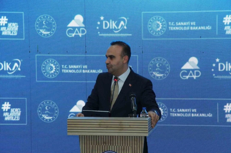 Bakan Kacır: "Şırnak’ta 341 milyon liralık 11 yeni projeyi hayata geçiriyoruz" 