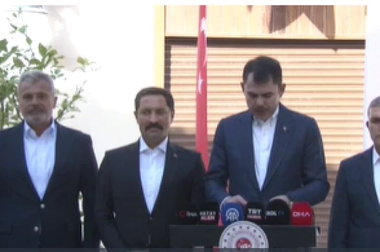 Bakan Kurum’dan İzmir’deki çöp depolama tesisini bakanlık kapattı diyen CHP Genel Başkan Yardımcısına tepki